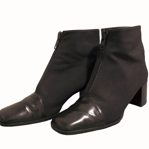 Kenneth Cole Vintage black booties - Picture 3 of 9